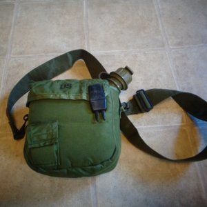 Military Issue 2QT collapsible Canteen